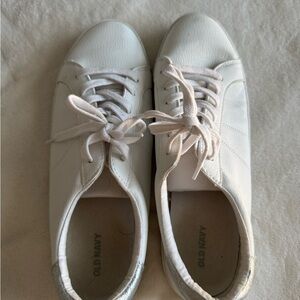 Old Navy Women's Classic White Sneakers
